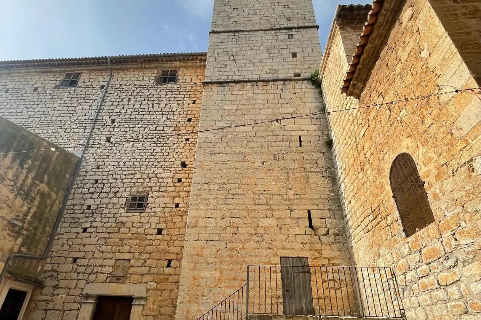 Vila Alaro Ti Affittacamere